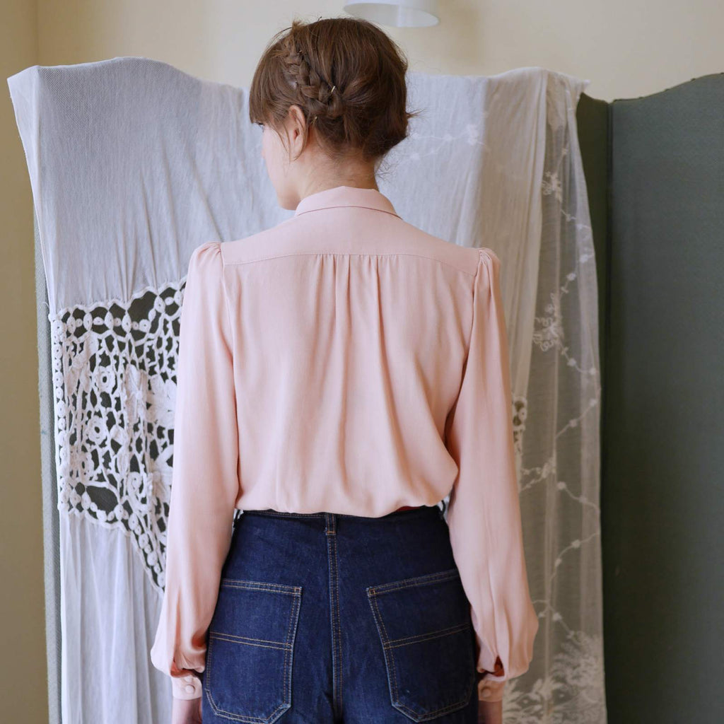 1940’s Vintage Blouse - Blush Pink pleats back