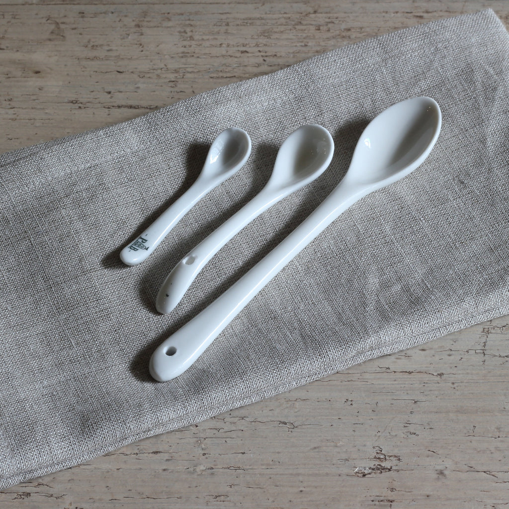 White ceramic spoon - Homeware Store