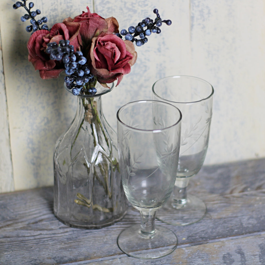 Champagne Glass - Etched flowers - Homeware Store