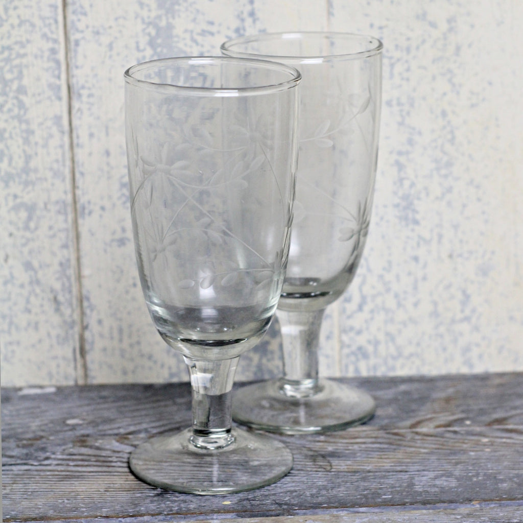Champagne Glass - Etched flowers - Homeware Store