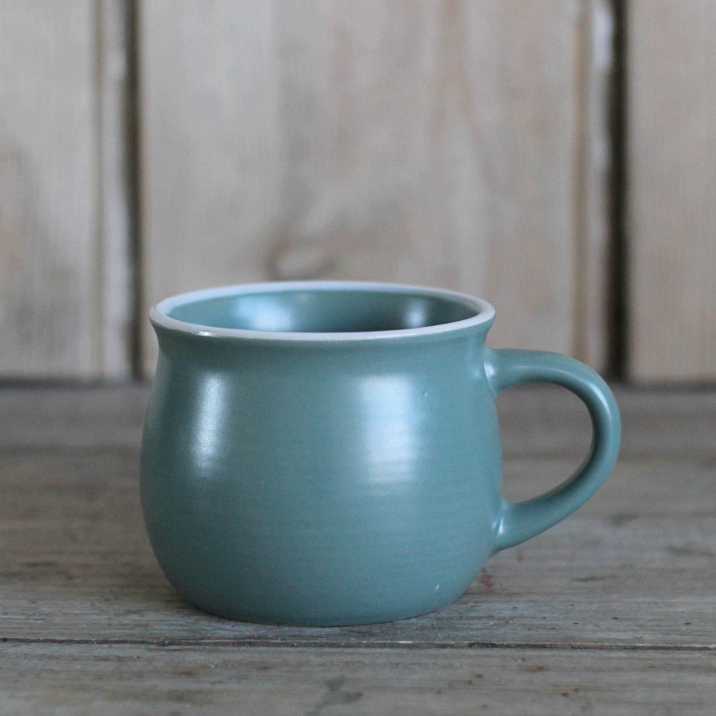 stoneware mug in green detail