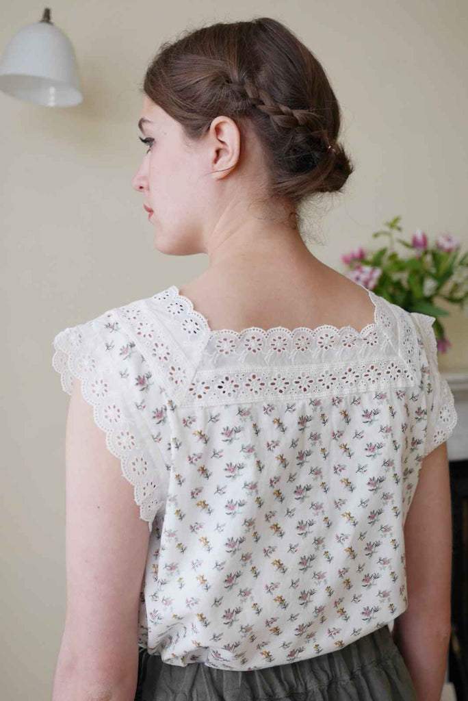Ladies Clementine Blouse - Cross Stitch Rose