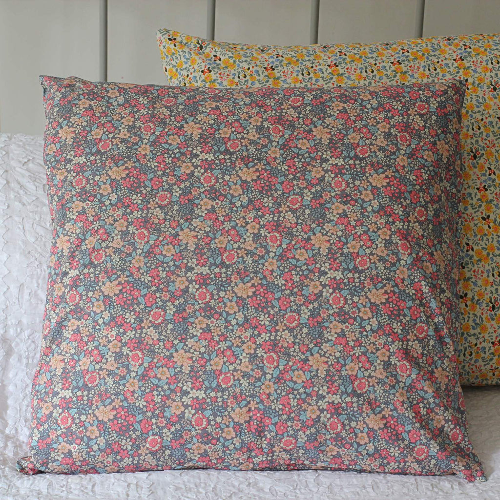 Vintage style cushion in lavender floral pattern large size