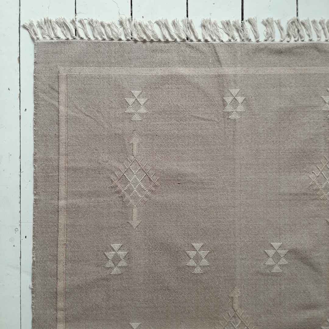 Woven cotton rug - natural