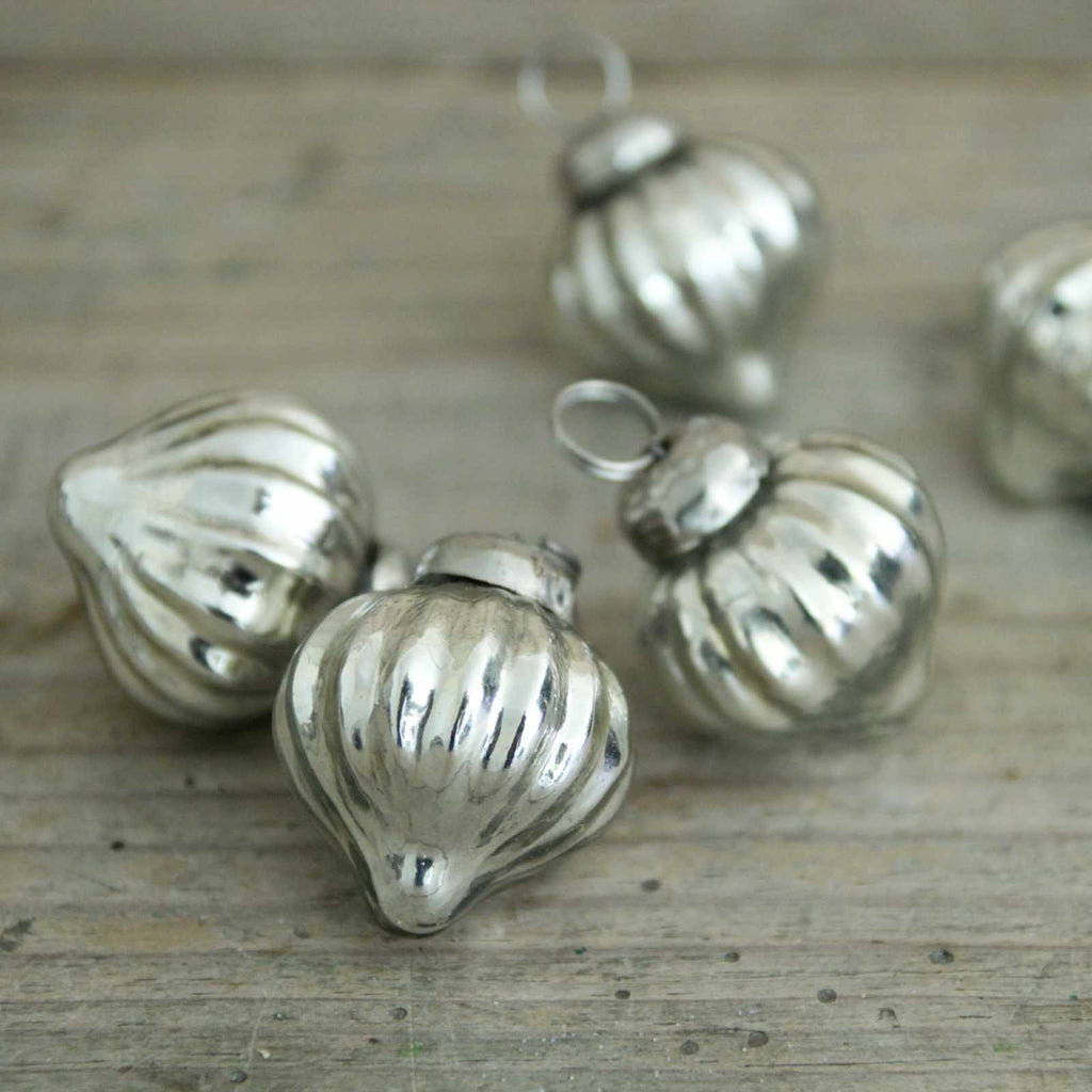 Mini Silver Onion Bauble - vintage Christmas decoration