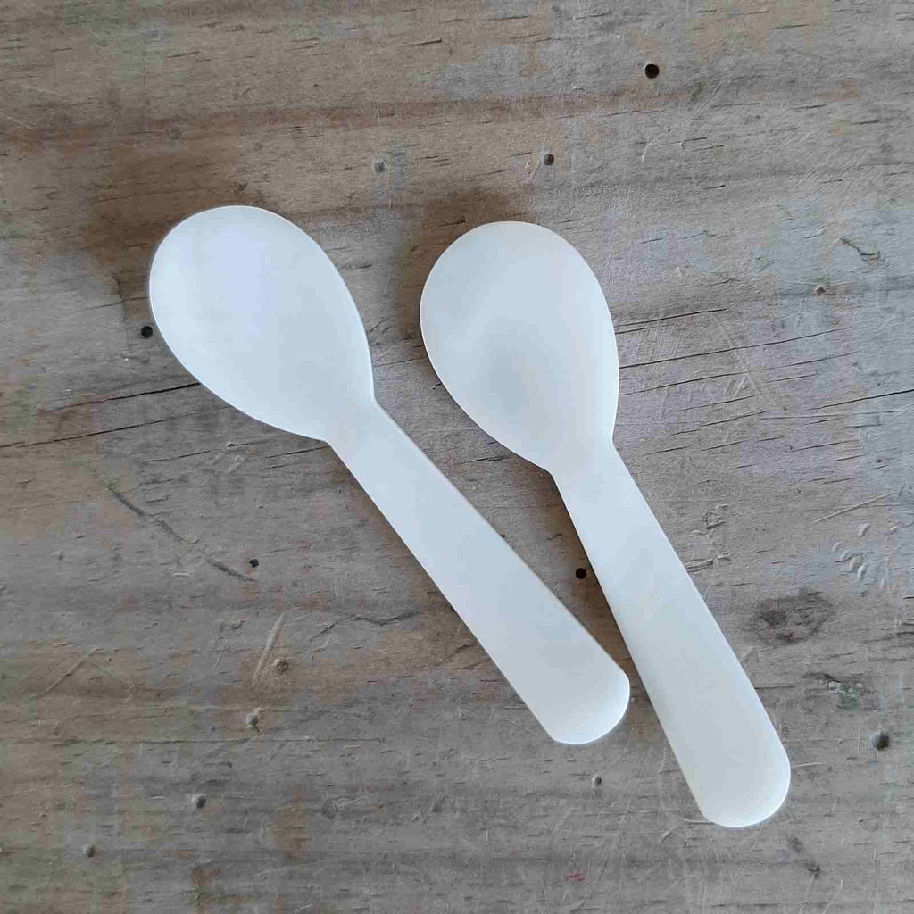 Tiny shell spoon. A beautiful gift, perfect for herbs, dips, afternoon tea or even caviar!