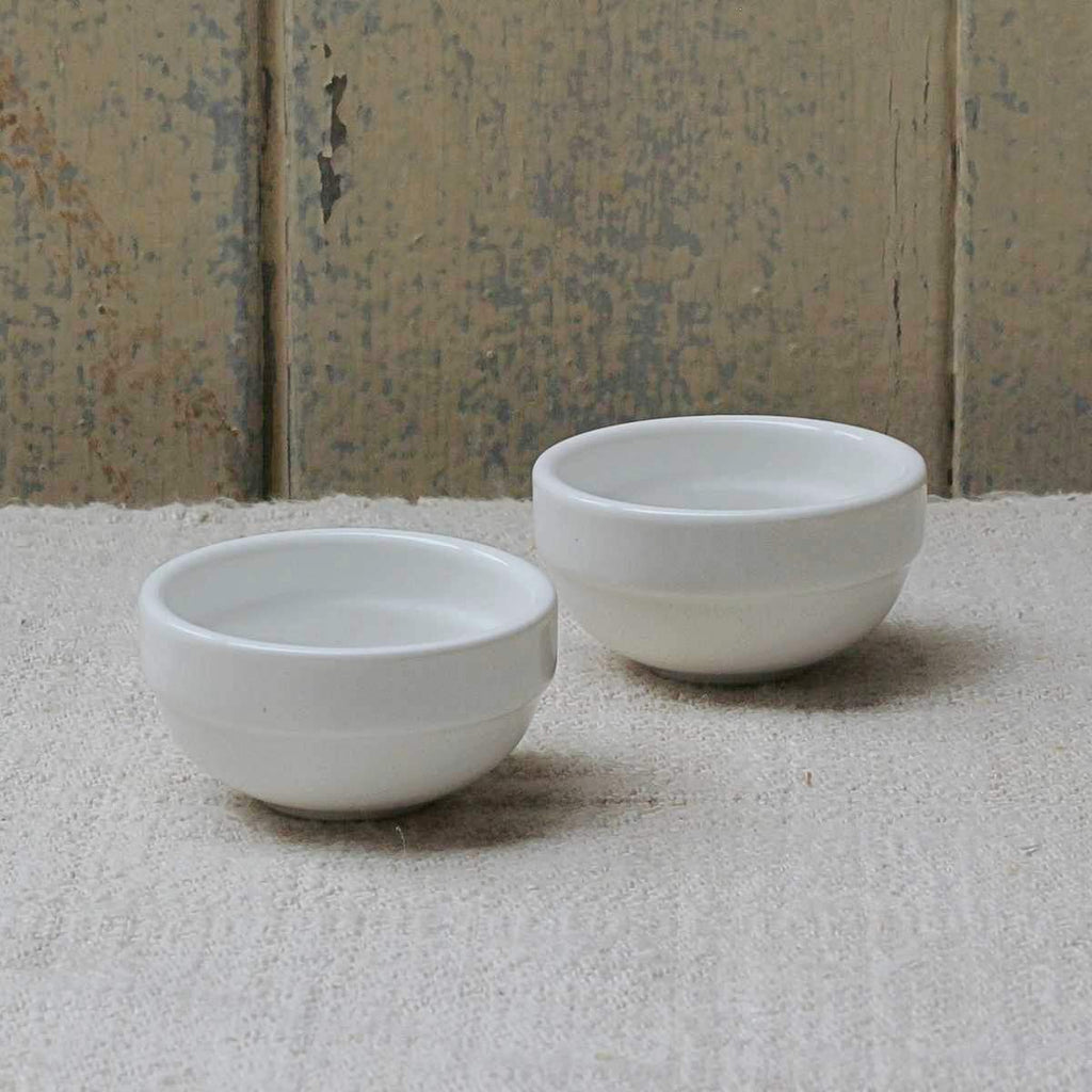 White ceramic butter pot - Homeware Store